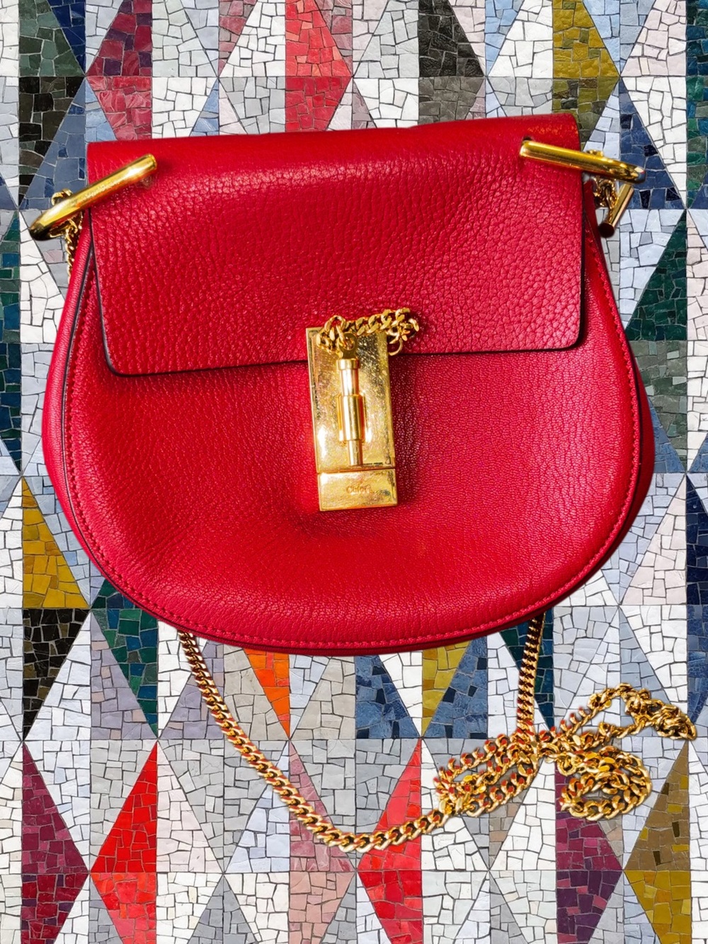 Chloé Red Pebbled Leather Crossbody with Gold Lock - Picture 8 of 9